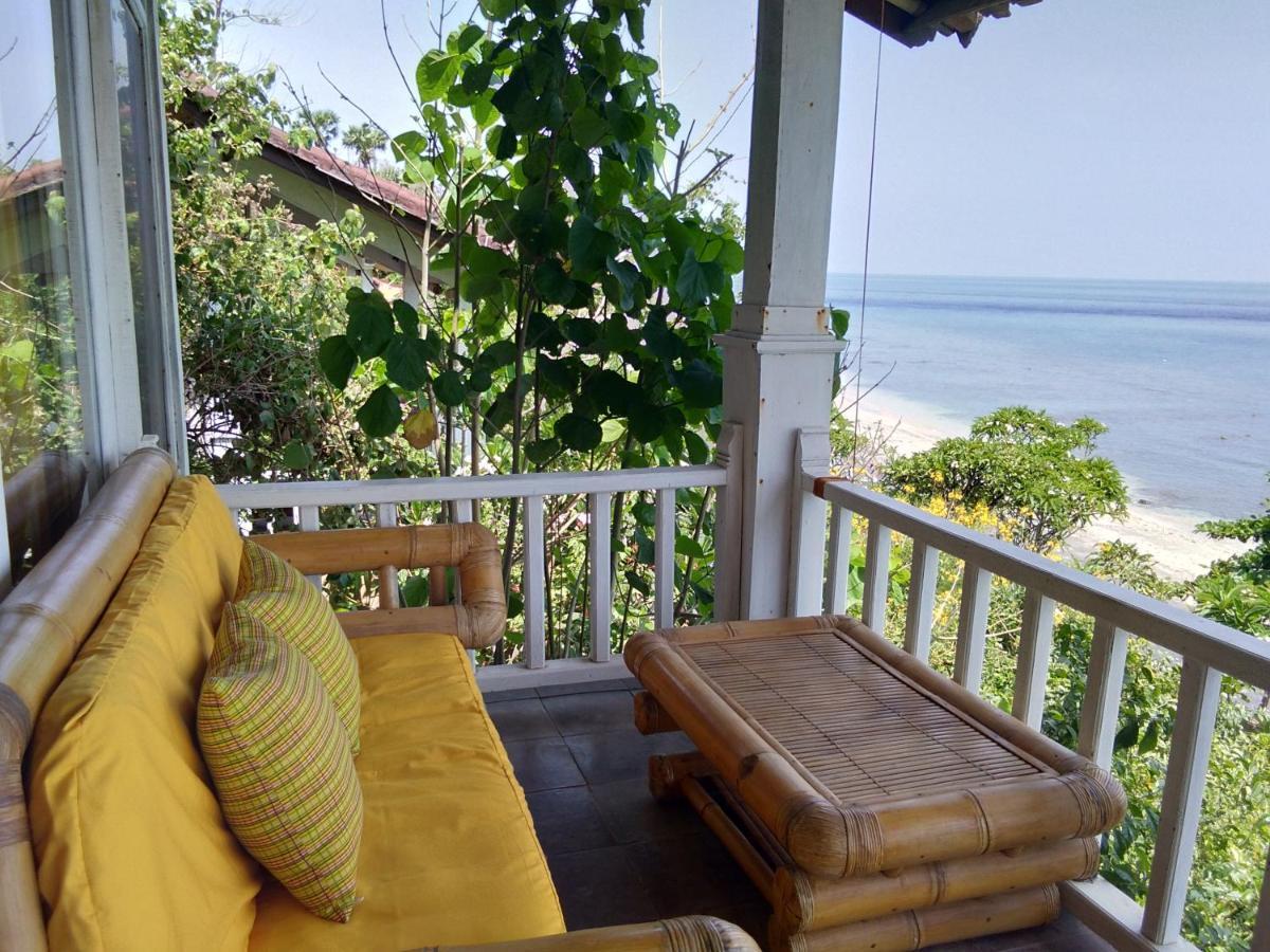 Stairway To Heaven Bungalows And Restaurant Amed Екстериор снимка