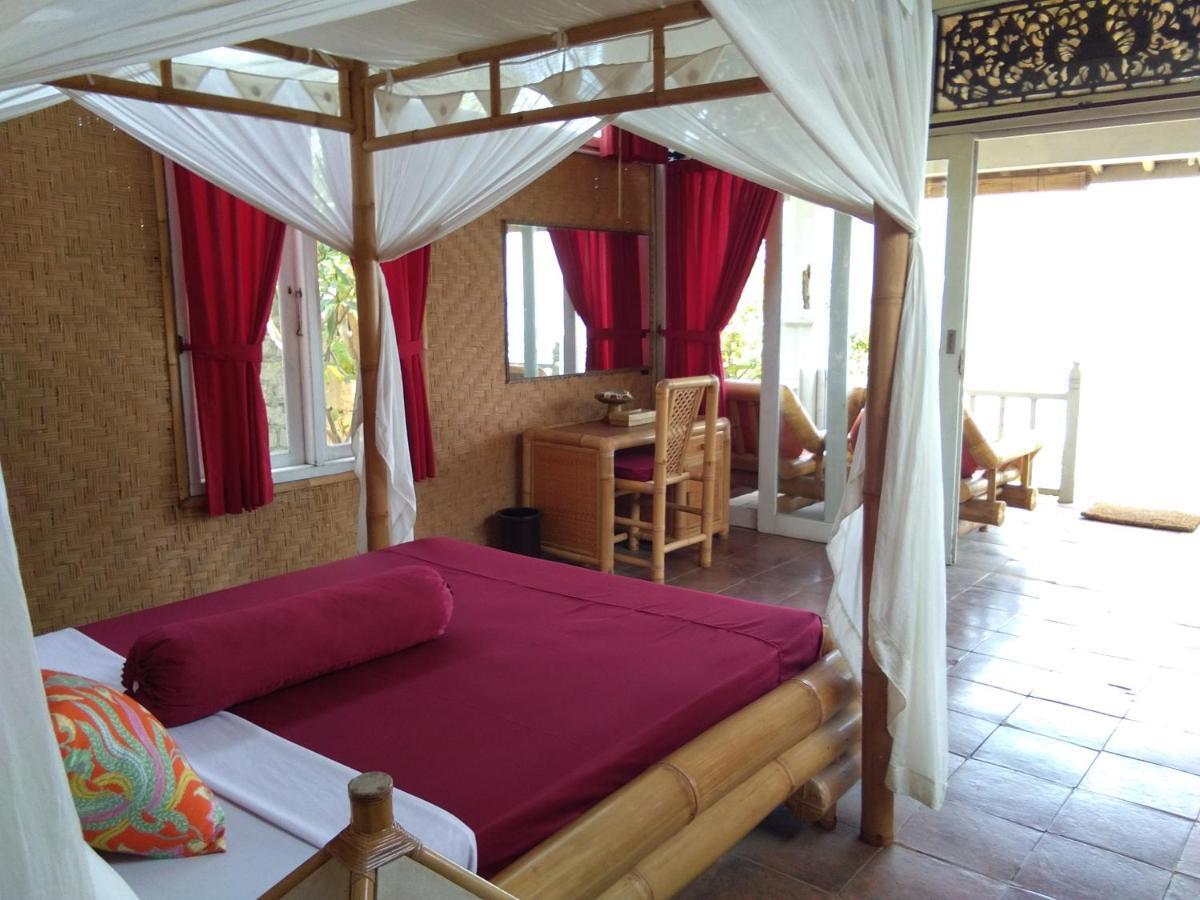 Stairway To Heaven Bungalows And Restaurant Amed Екстериор снимка